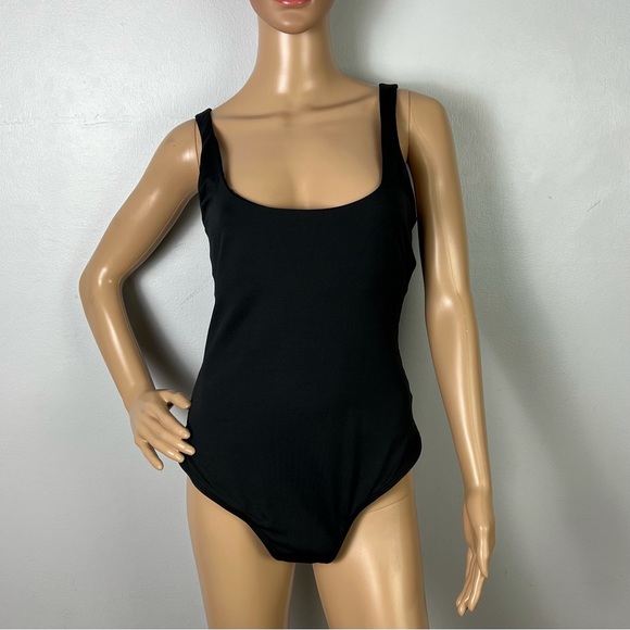 NEW ALIX NYC REVOLVE BLACK SLEEVELESS BODYSUIT - Picture 3 of 9